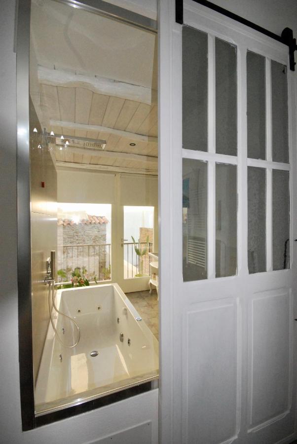 Su Zampillu Boutique Rooms Теулада Екстериор снимка