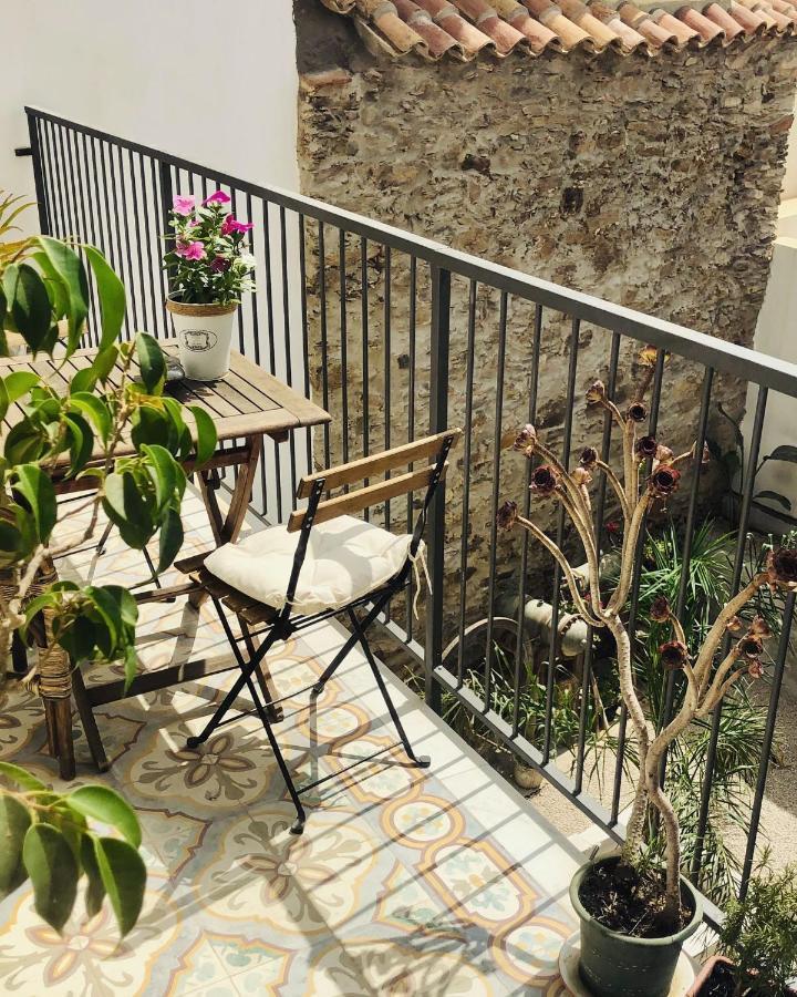 Su Zampillu Boutique Rooms Теулада Екстериор снимка